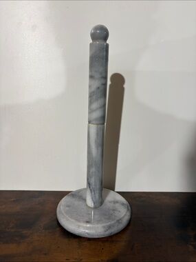 White gray marble paper towel holder
